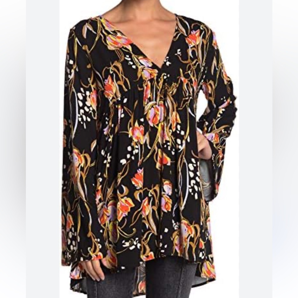 NWOT - Free People -  Bella Bell Sleeve V-Neck Tunic Top - M